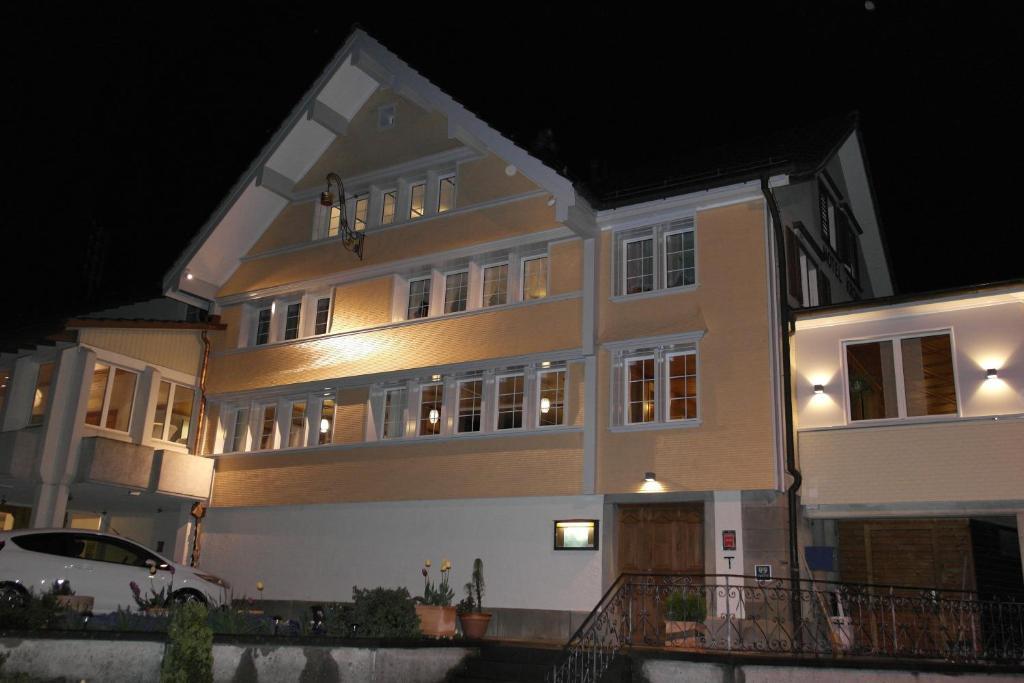 Gasthof Krone Wolfhalden Extérieur photo